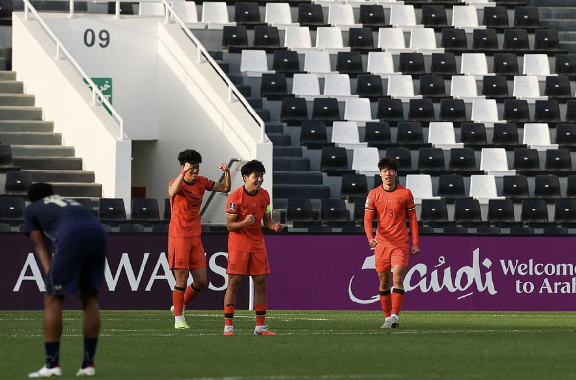 开云体育官网-董路喊话国足：用赢球证明日本足球到头 日本人10000%瞧不起中国